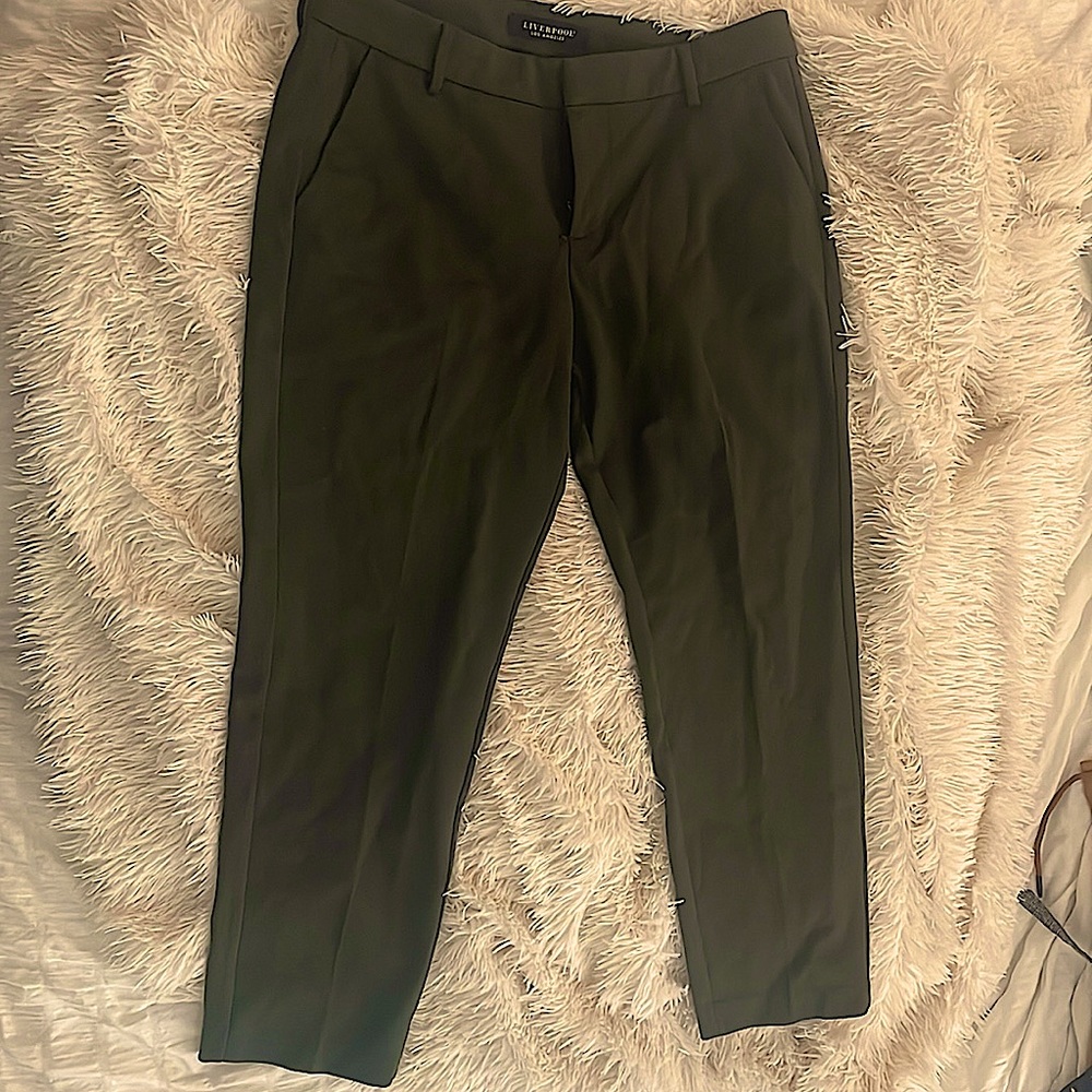 Olive green straight leg pants. Liverpool Los Angeles size approx 12P/smoke free